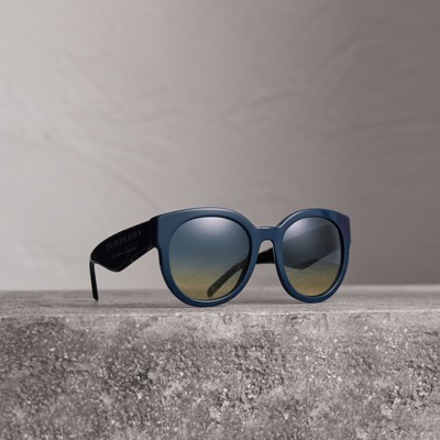 burberry eyewear spark collection