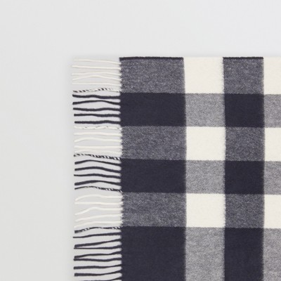 burberry the large classic cashmere scarf in check