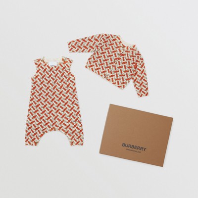 burberry baby gift