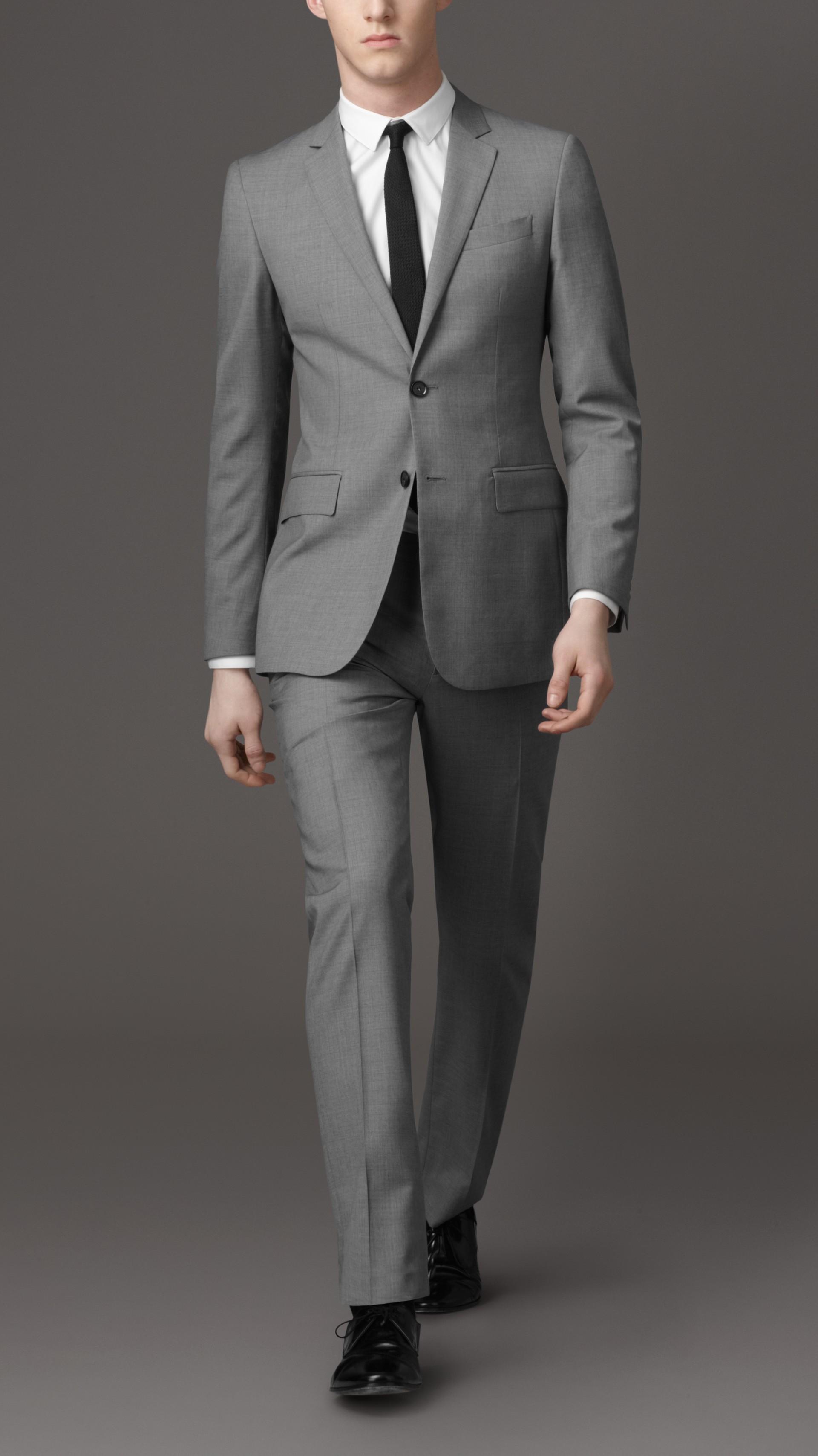 Modern Fit Virgin Wool Suit in Light Grey Mélange | Burberry United States
