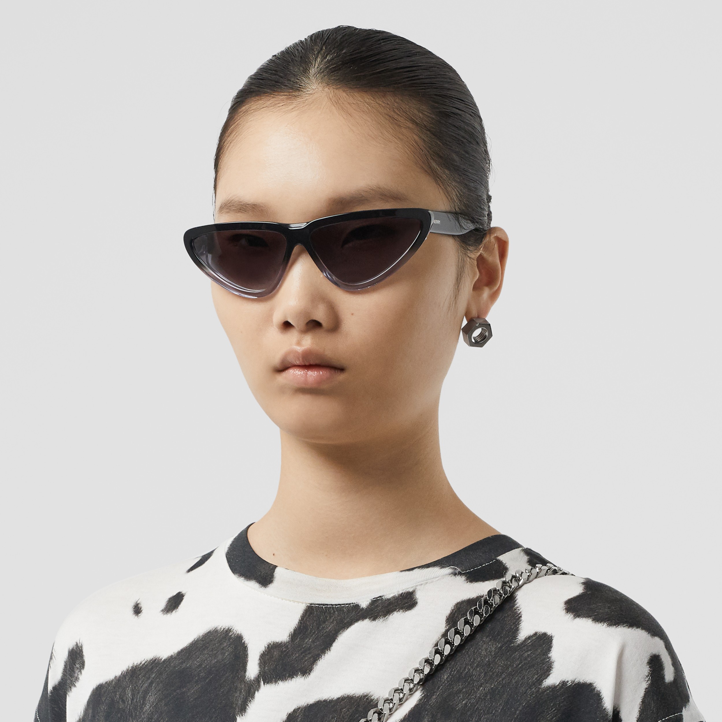 Gradient Detail Triangular Frame Sunglasses in Black - Women | Burberry ...