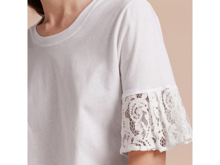 t shirt with lace trim