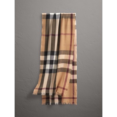 burberry beige plaid wool scarf