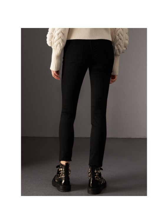 skinny fit black jeans for women