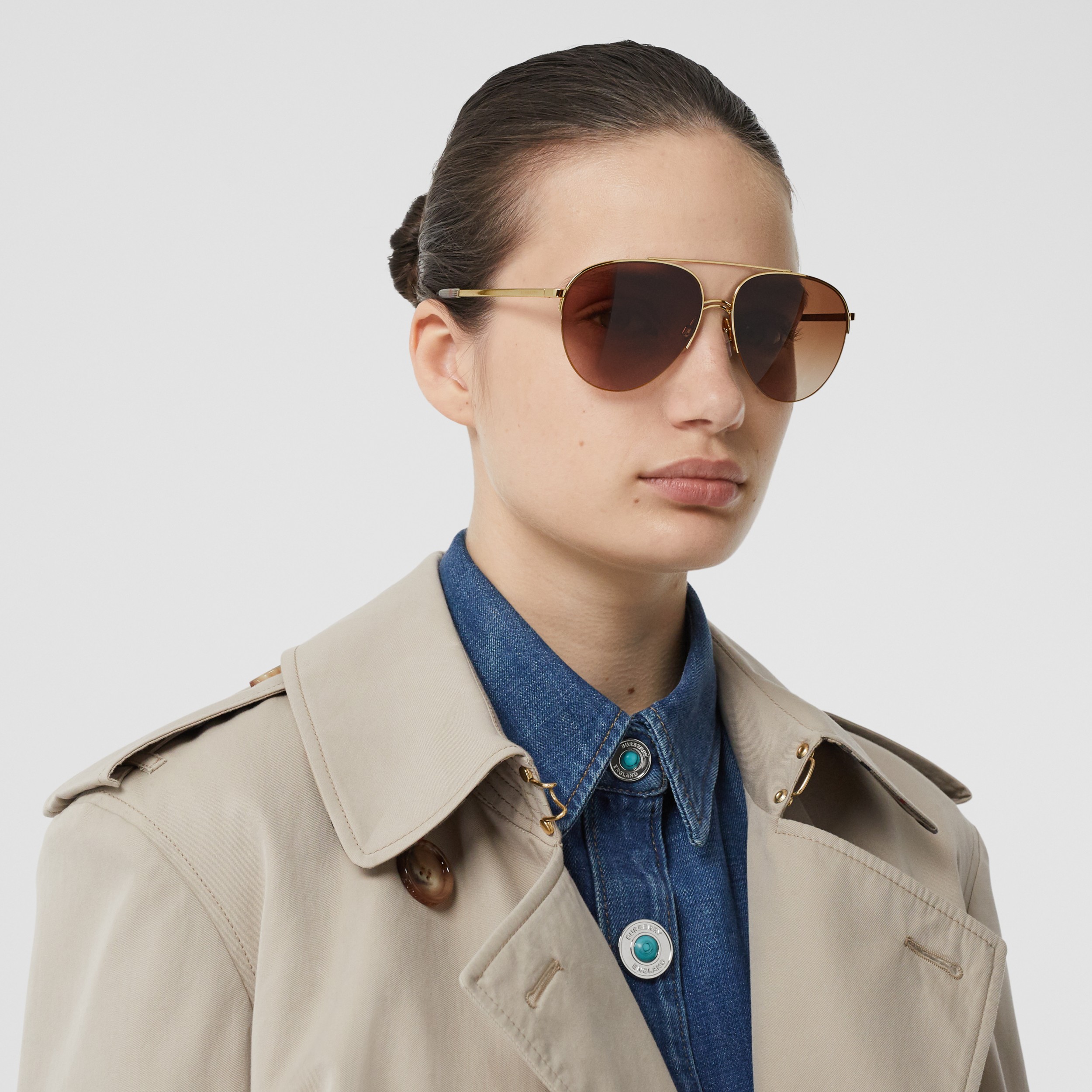 check detail pilot sunglasses