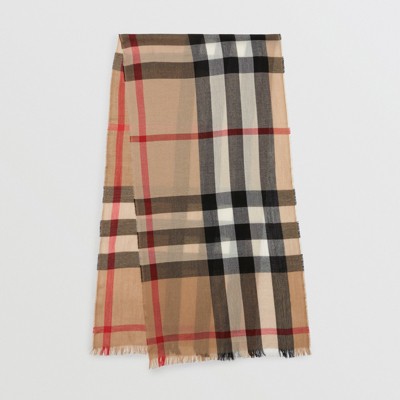 burberry wool and cashmere scarf