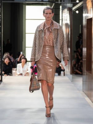Burberry Vinyl Skirt 2025 | www.takertrailers.ee