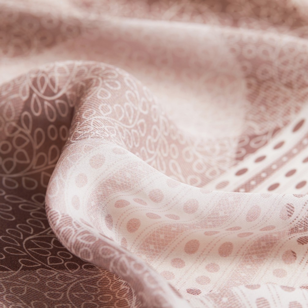 灰玫瑰色 花卉蕾丝拼格纹丝巾 产品图片11