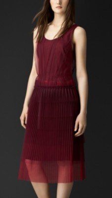 深西洋李子色 褶饰薄纱无袖连衣裙 - 图 1