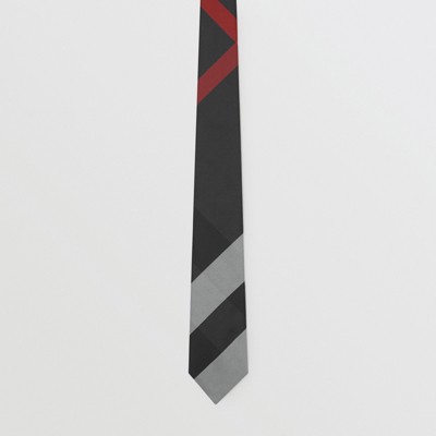 burberry polka dot tie