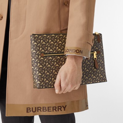 burberry zip pouch