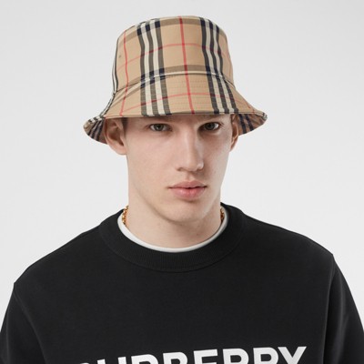 bout Tablet Niet verwacht Vintage Check Technical Cotton Bucket Hat in Archive Beige | Burberry®  Official