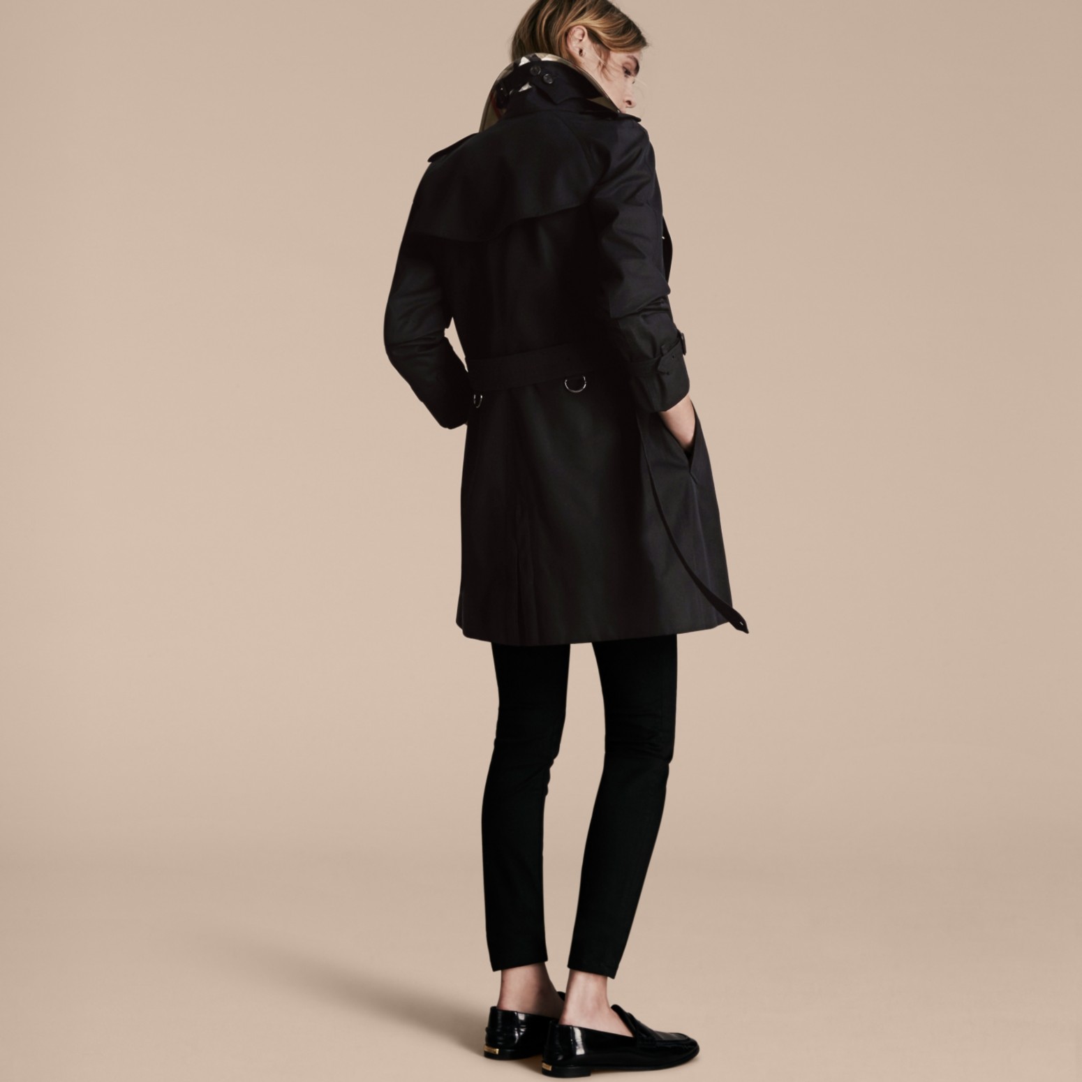 The Westminster Mid Length Heritage Trench Coat Black Burberry 8933