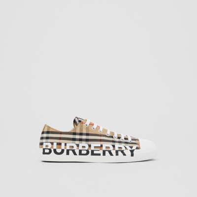 burberry converse