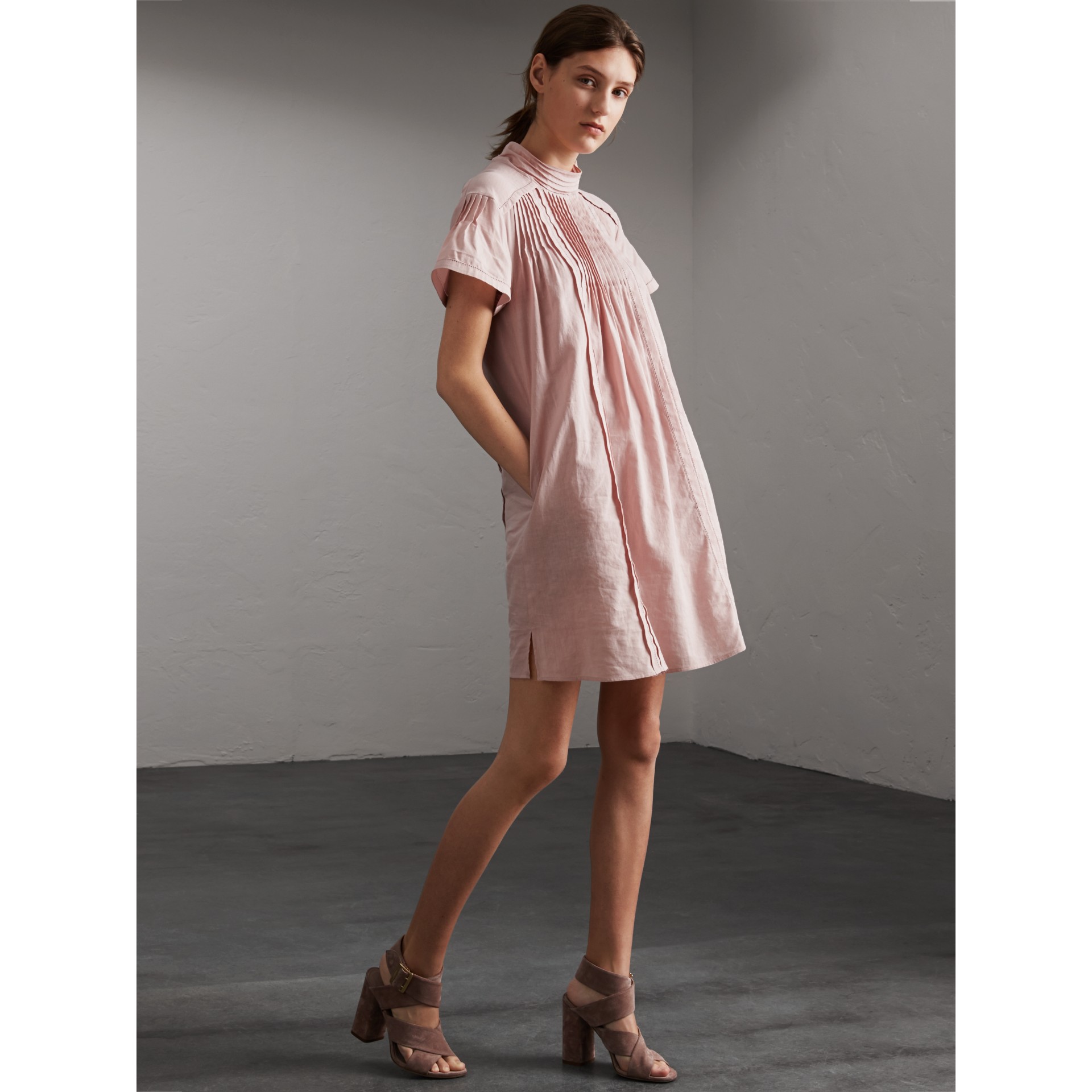 Pintuck Pleated Linen Cotton Dress in Thistle Pink Women Burberry