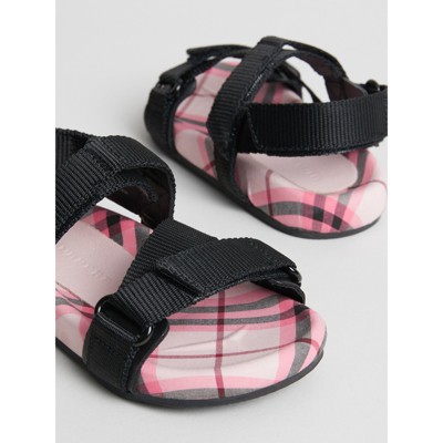 burberry baby sandals