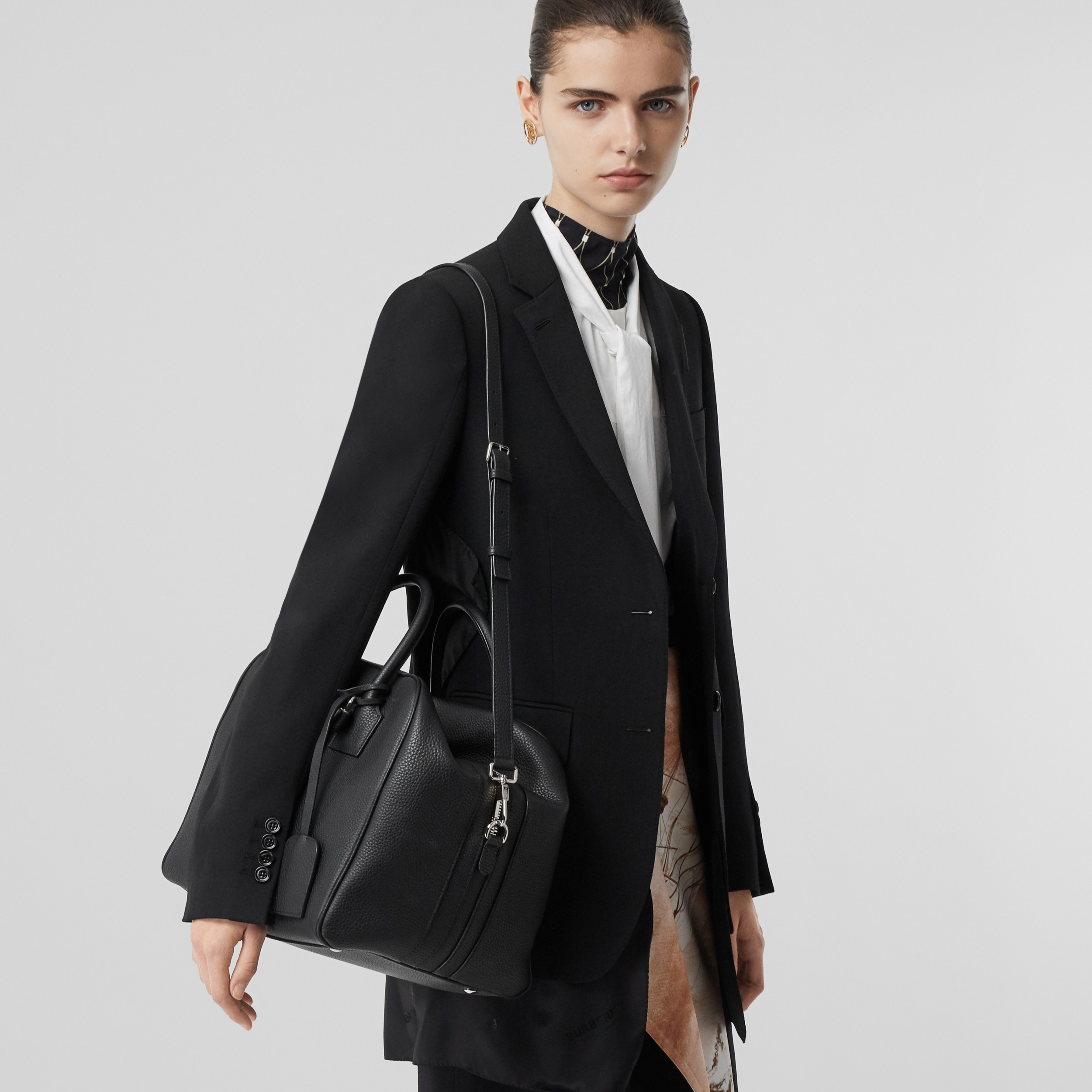 Medium Leather Cube Bag in Black - Women | Burberry United States