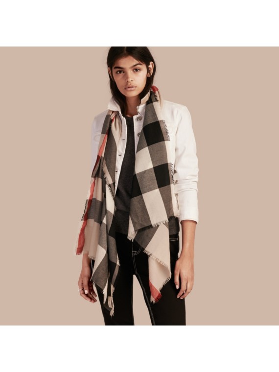 Burberry kashmir skjerf