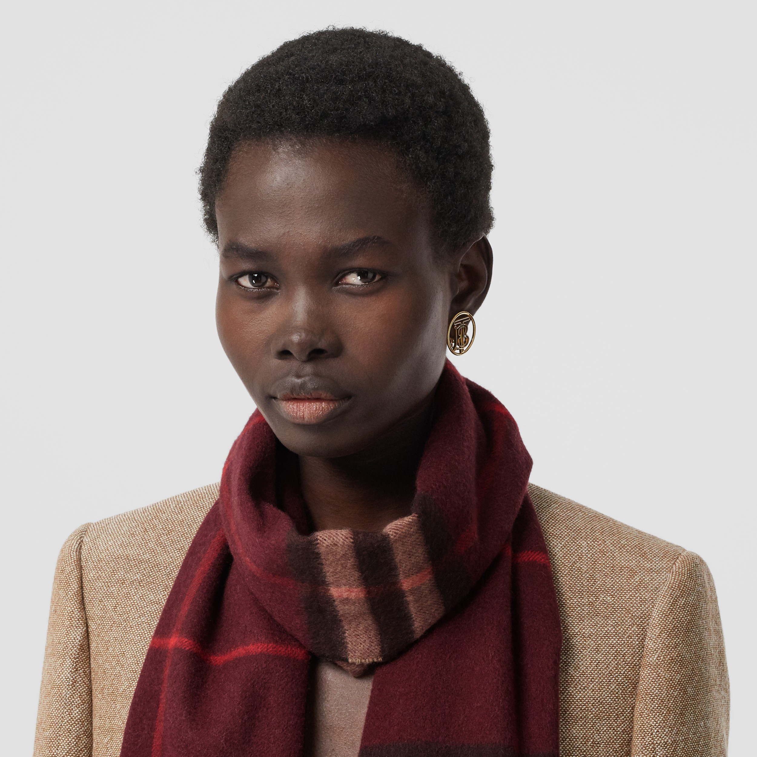 The Classic Check Cashmere Scarf in Burgundy Burberry® Official