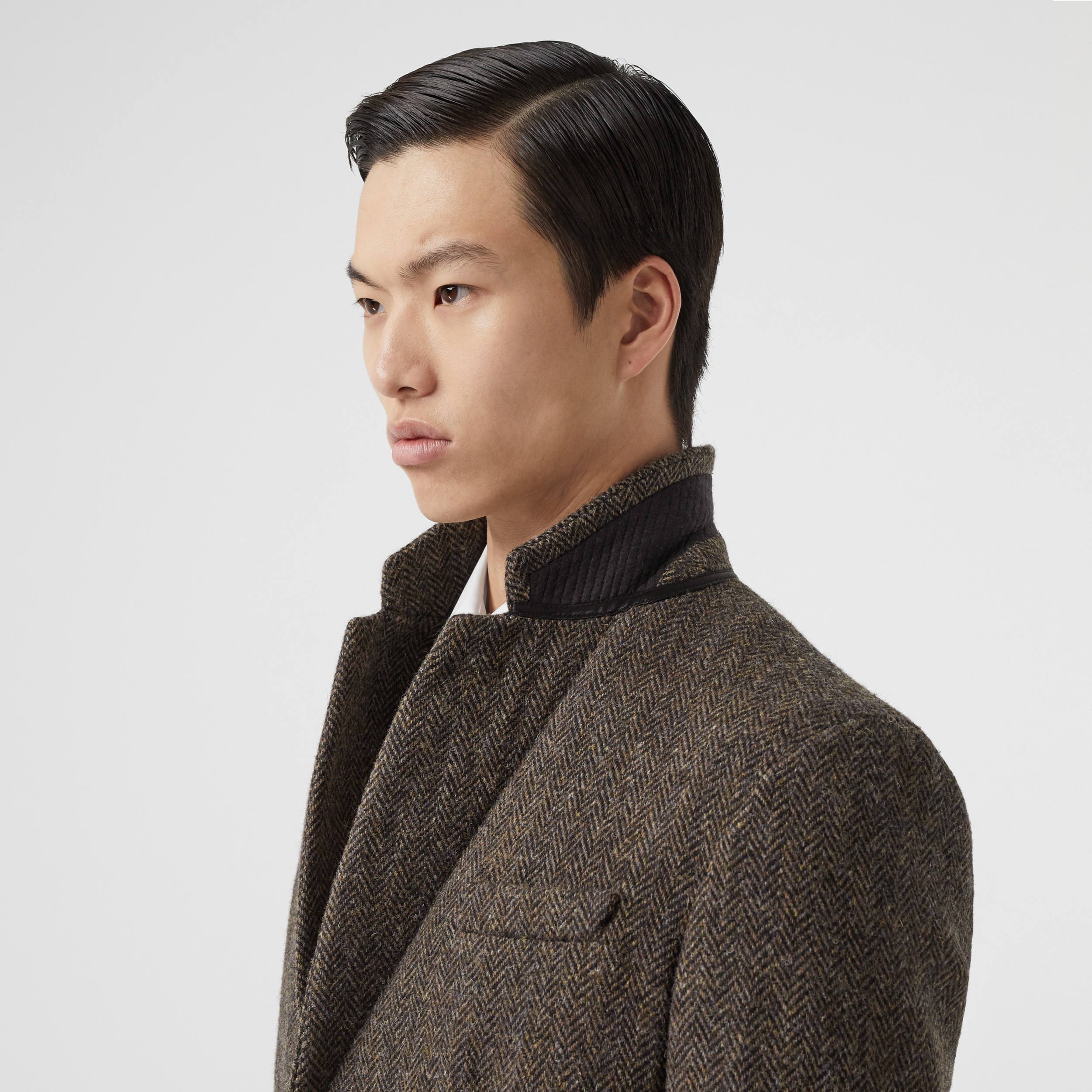 Herringbone Wool Tweed Coat in Brown Men Burberry United Kingdom