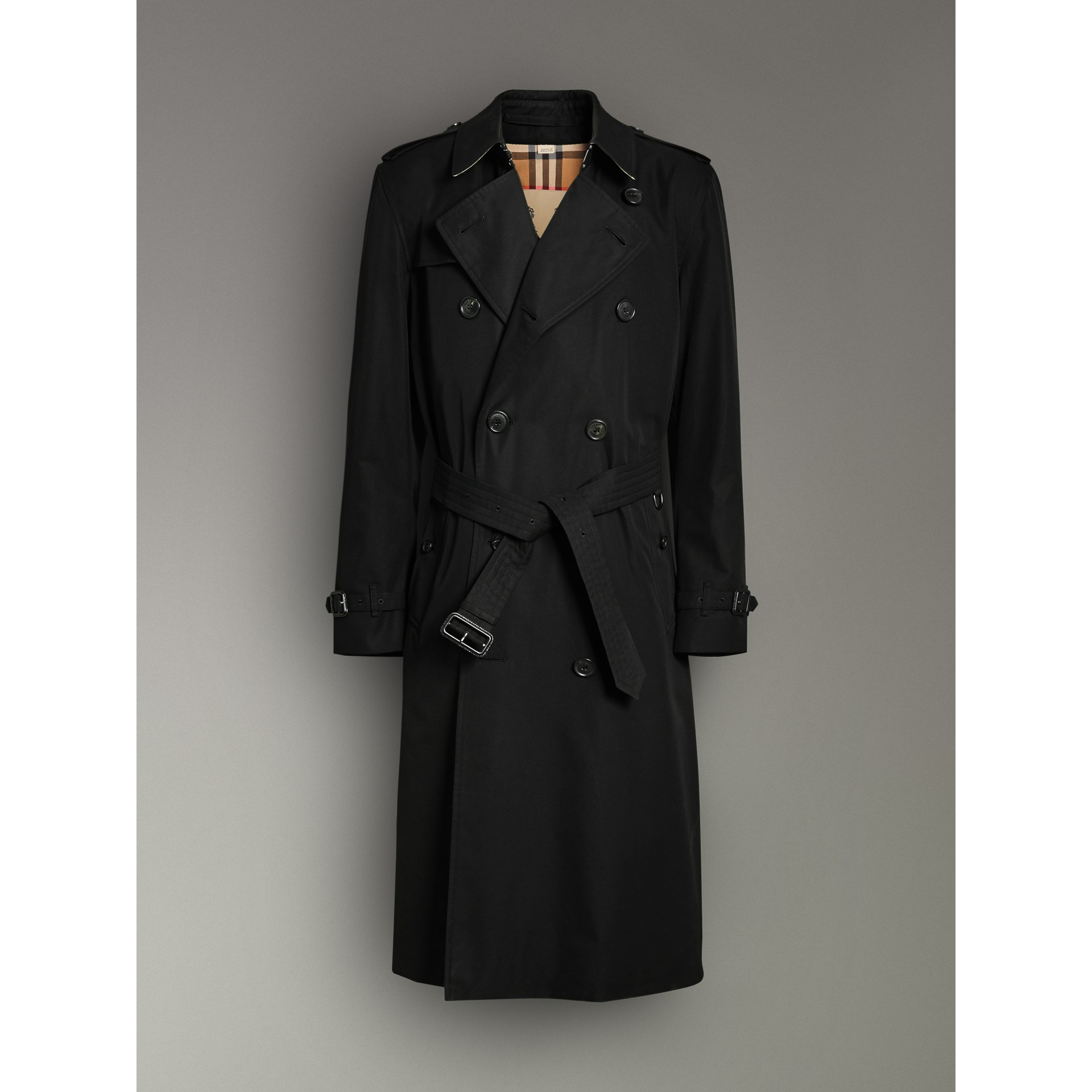 The Long Kensington Heritage Trench Coat in Black - Men | Burberry ...