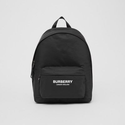 ロゴプリント ナイロン バックパック (ブラック) | Burberry®公式サイト
