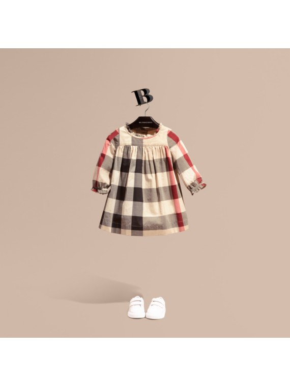Baby Girl Burberry