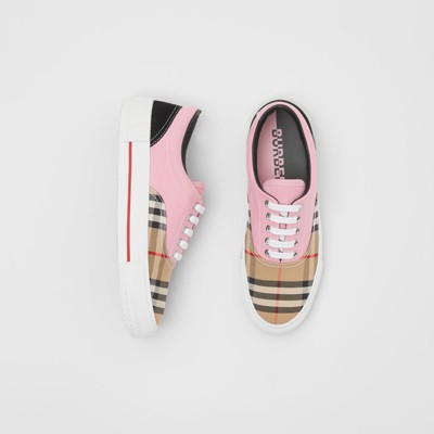 burberry shoes mens pink