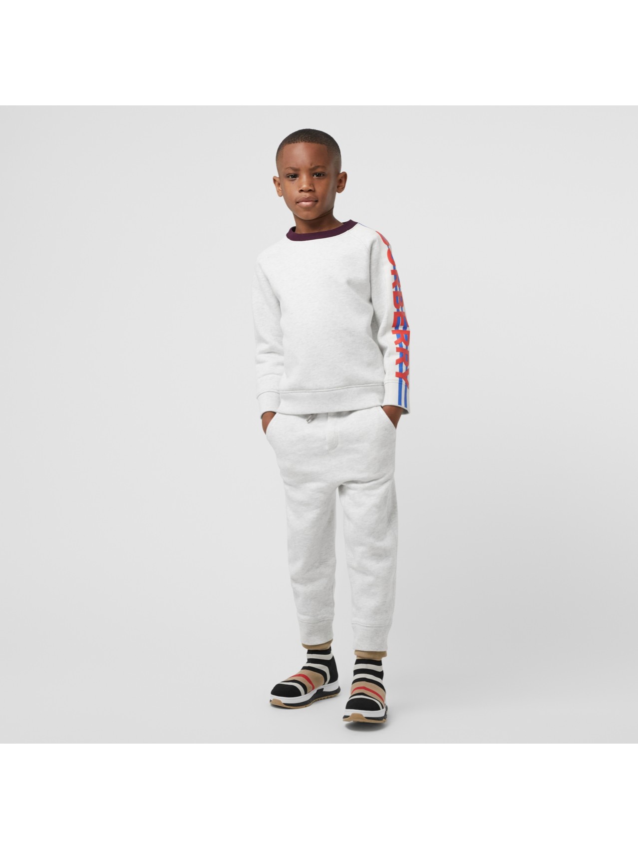 boys knitwear & sweatshirts