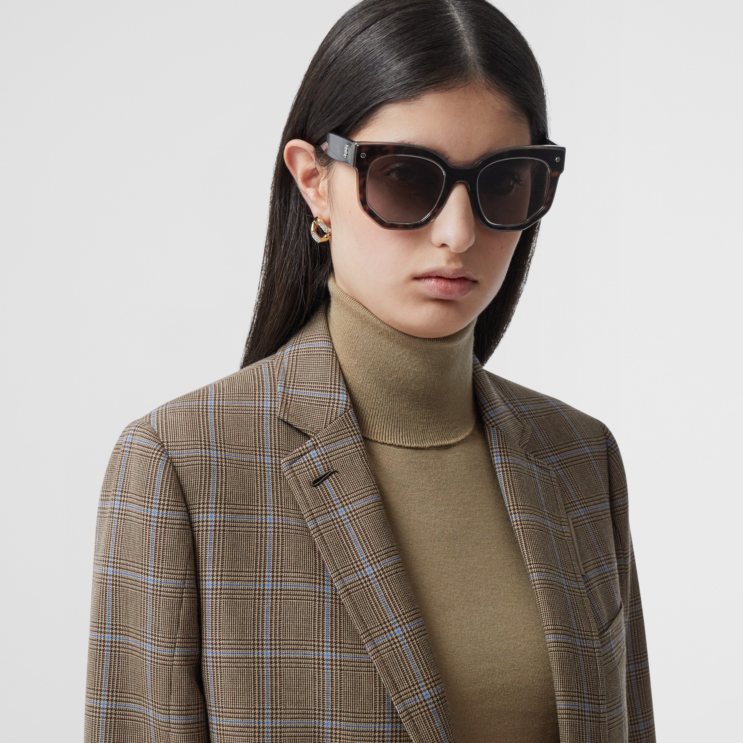 Geometric Frame Sunglasses in Tortoiseshell - Women | Burberry United ...