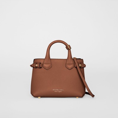 the small banner in leather and house check