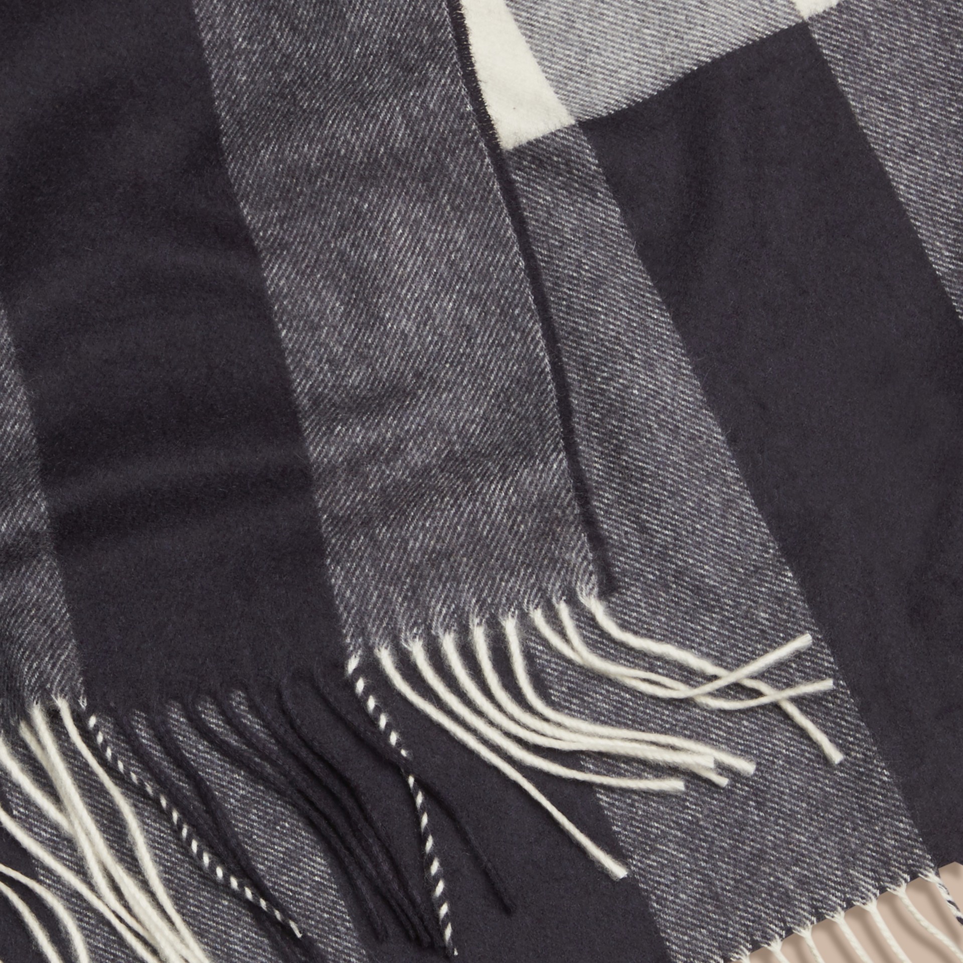 Check Cashmere Blanket in Navy | Burberry United States