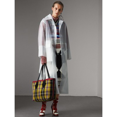 burberry medium giant tote