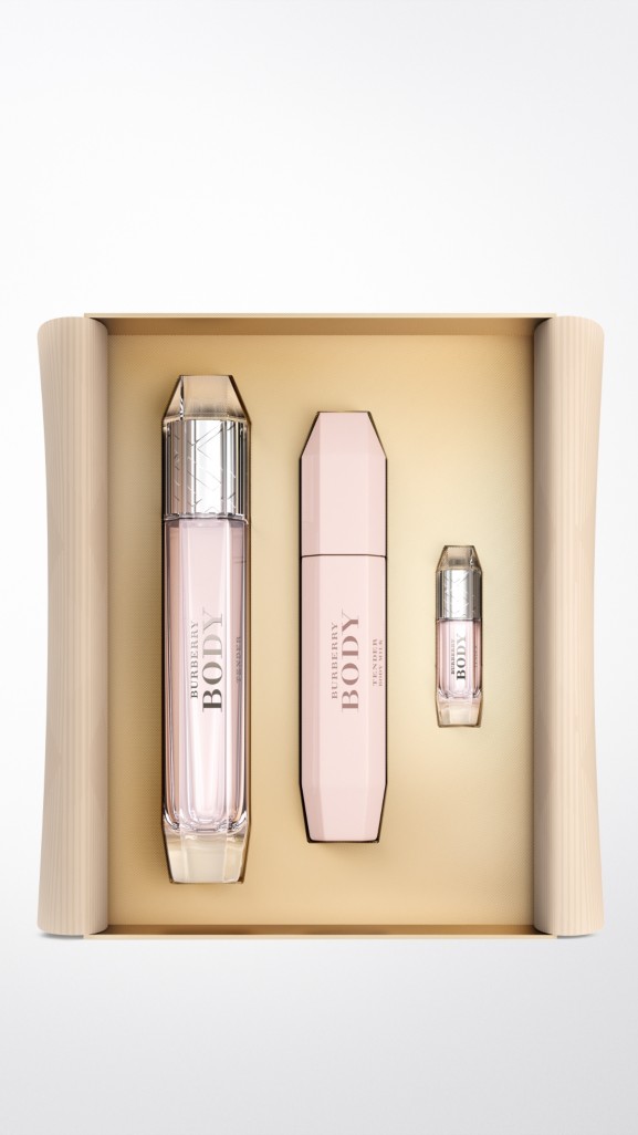 Burberry Body Tender Gift Set in Rose Gold - Women | Burberry United States