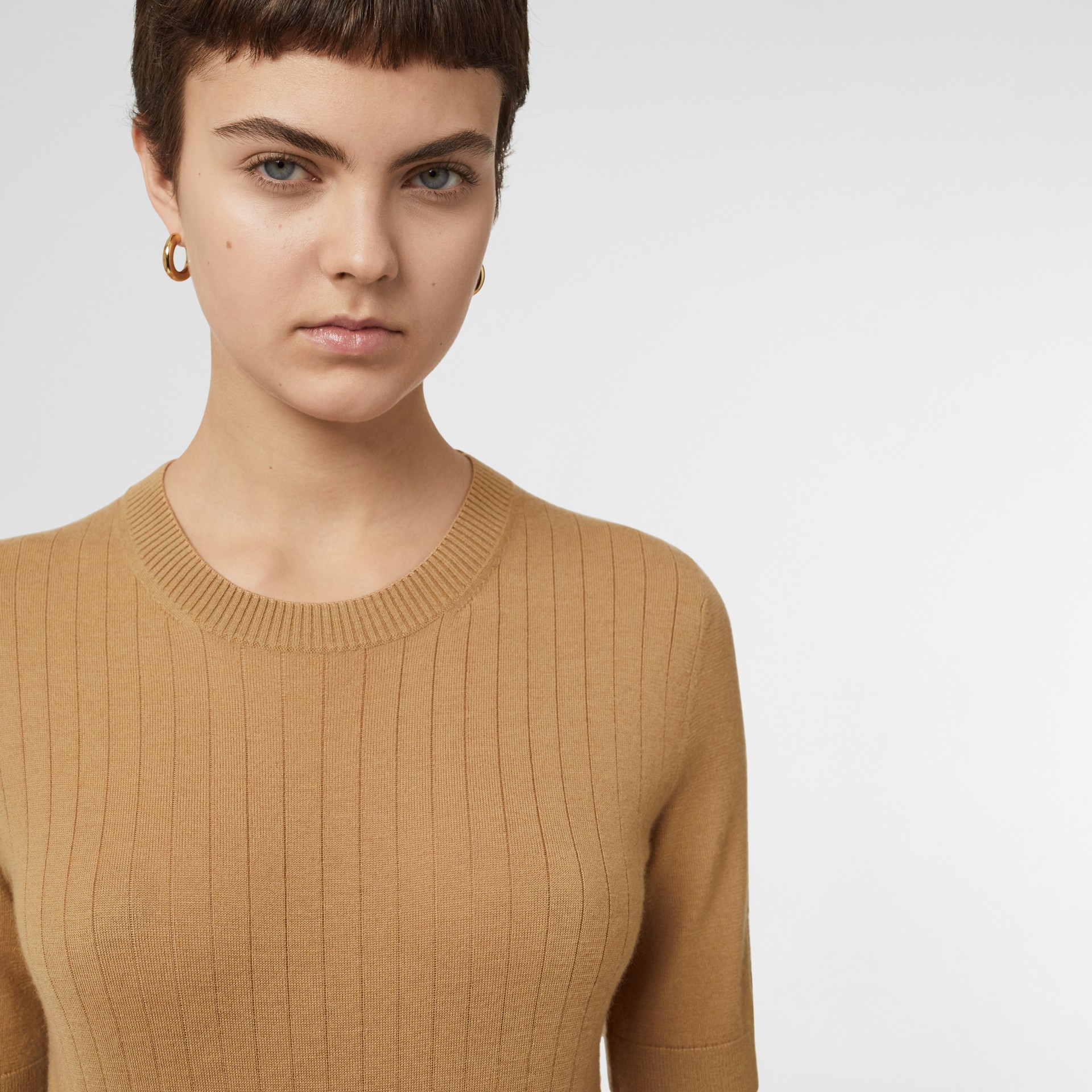 Short-sleeve Rib Knit Cashmere Sweater in Camel - Women | Burberry United States