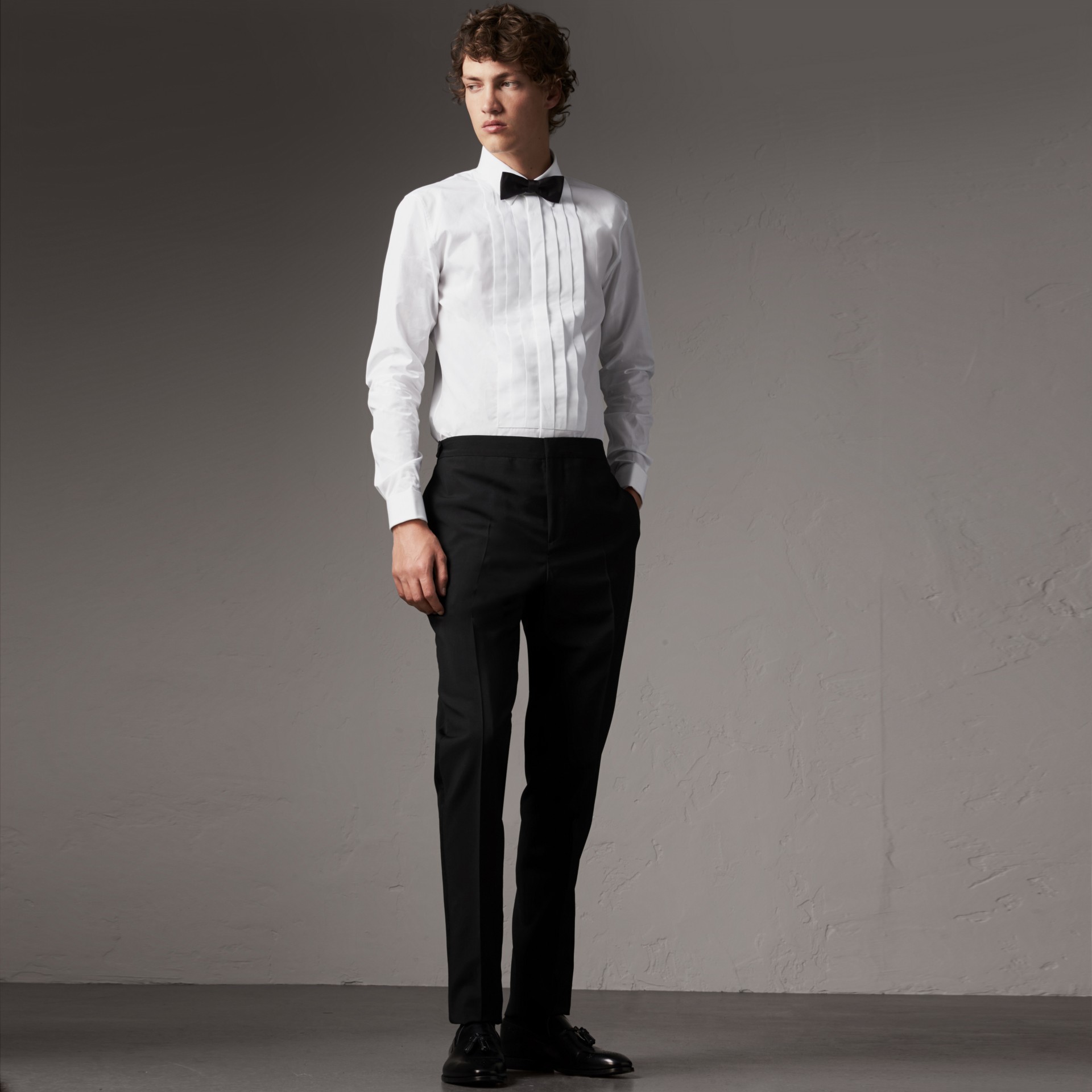 スリムフィット コットンポプリン ドレスシャツ (ホワイト) - メンズ | バーバリー