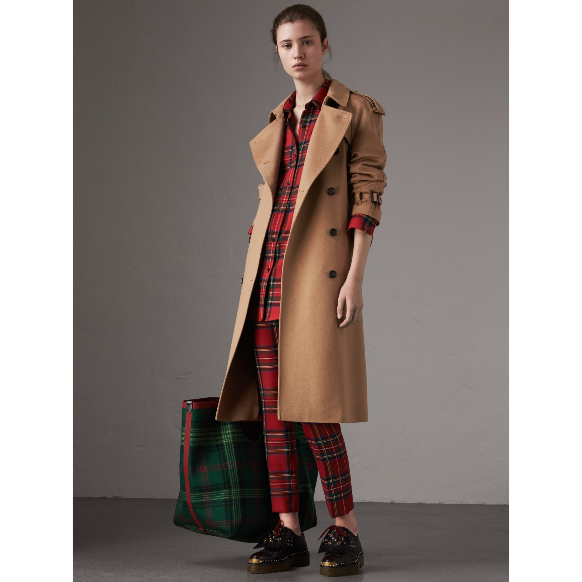 Cashmere Trench Coat in Camel - Women | Burberry United Kingdom