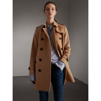 burberry burgundy trench coat