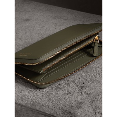 burberry green wallet