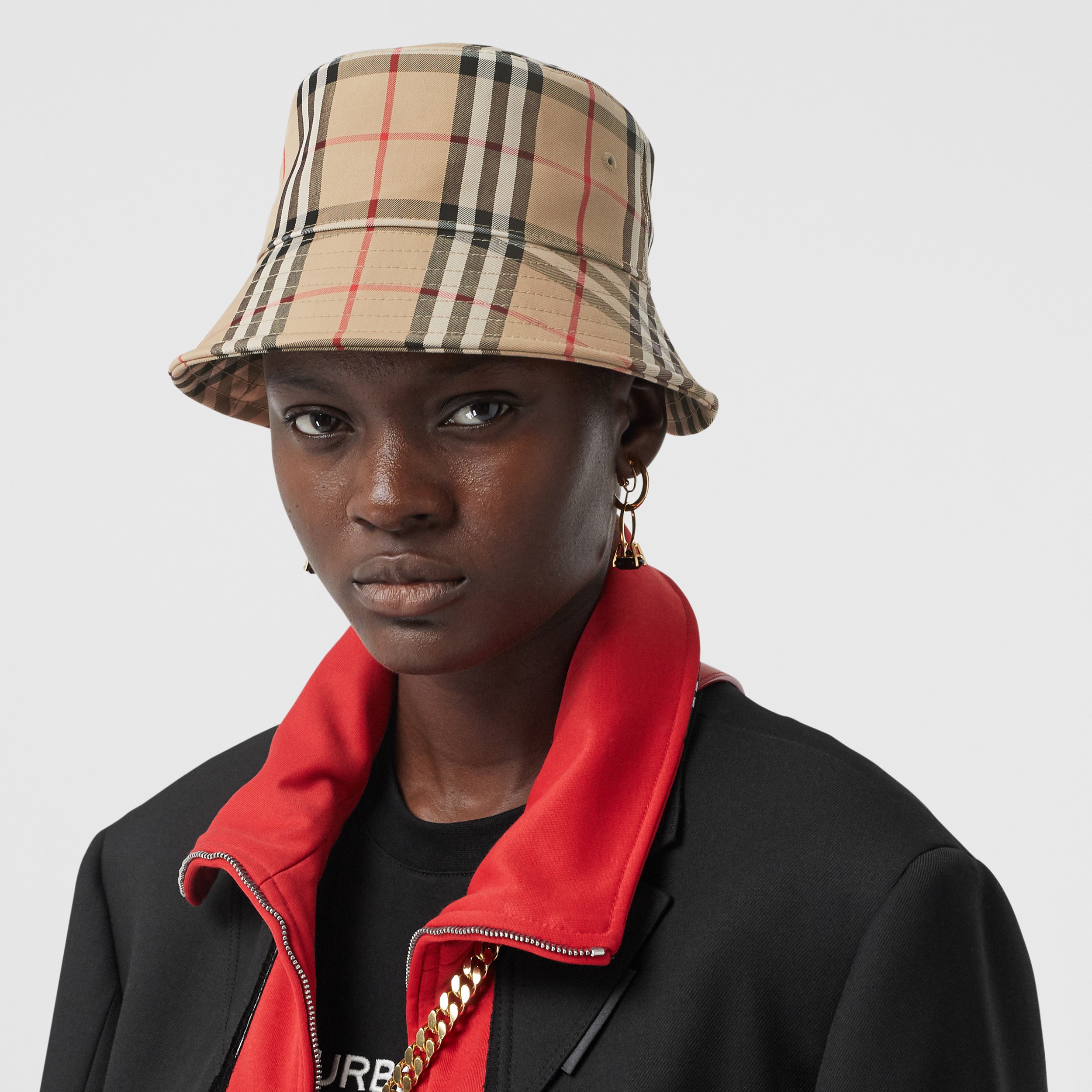 Mens Hats Burberry Hats Save 5% Burberry Cotton Technical Check Bucket Hat in Natural for Men 