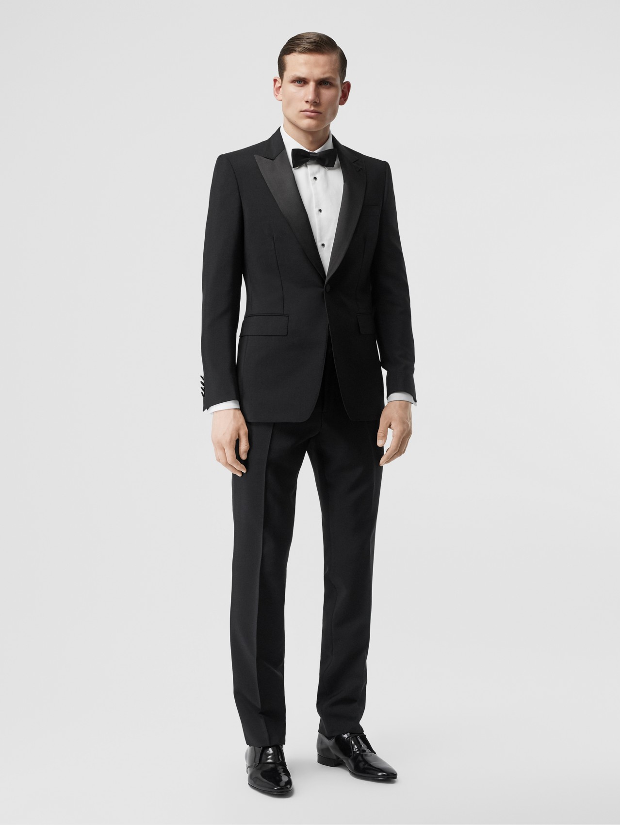 English Fit Mohair Wool Tuxedo in Black