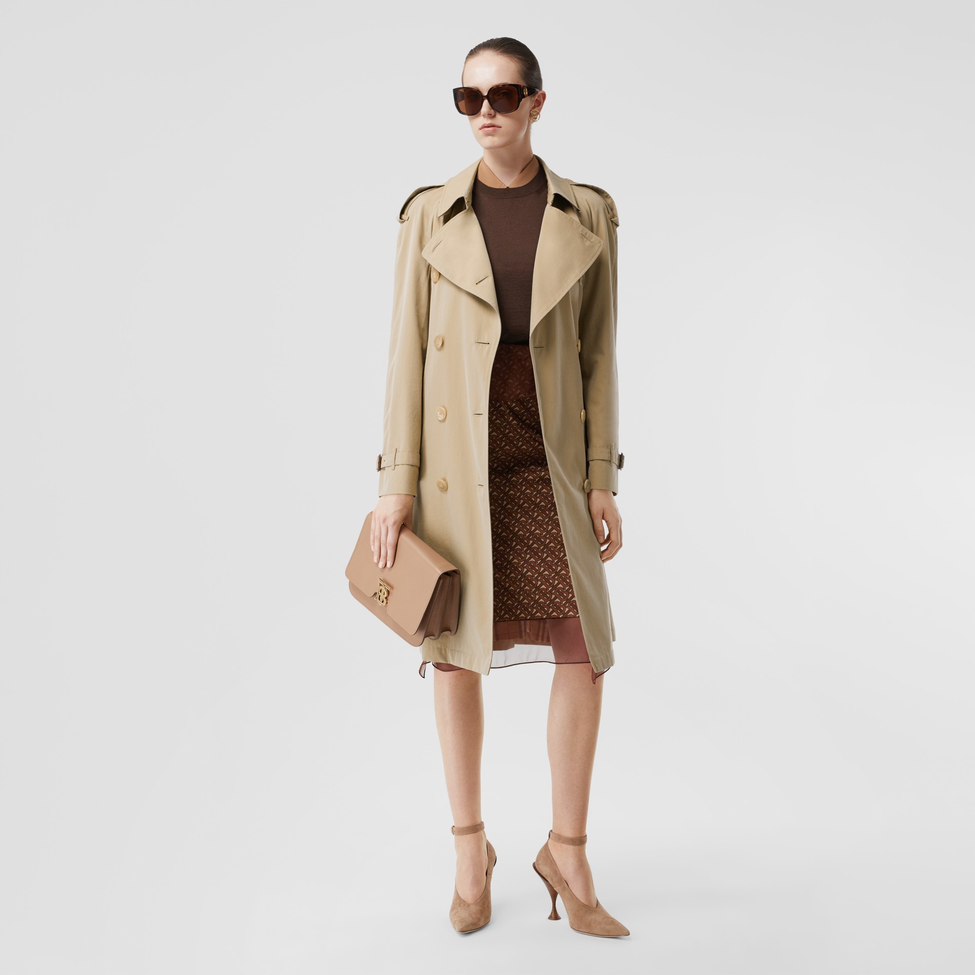 The Mid Length Westminster Heritage Trench Coat In Honey Women Burberry United States 6516