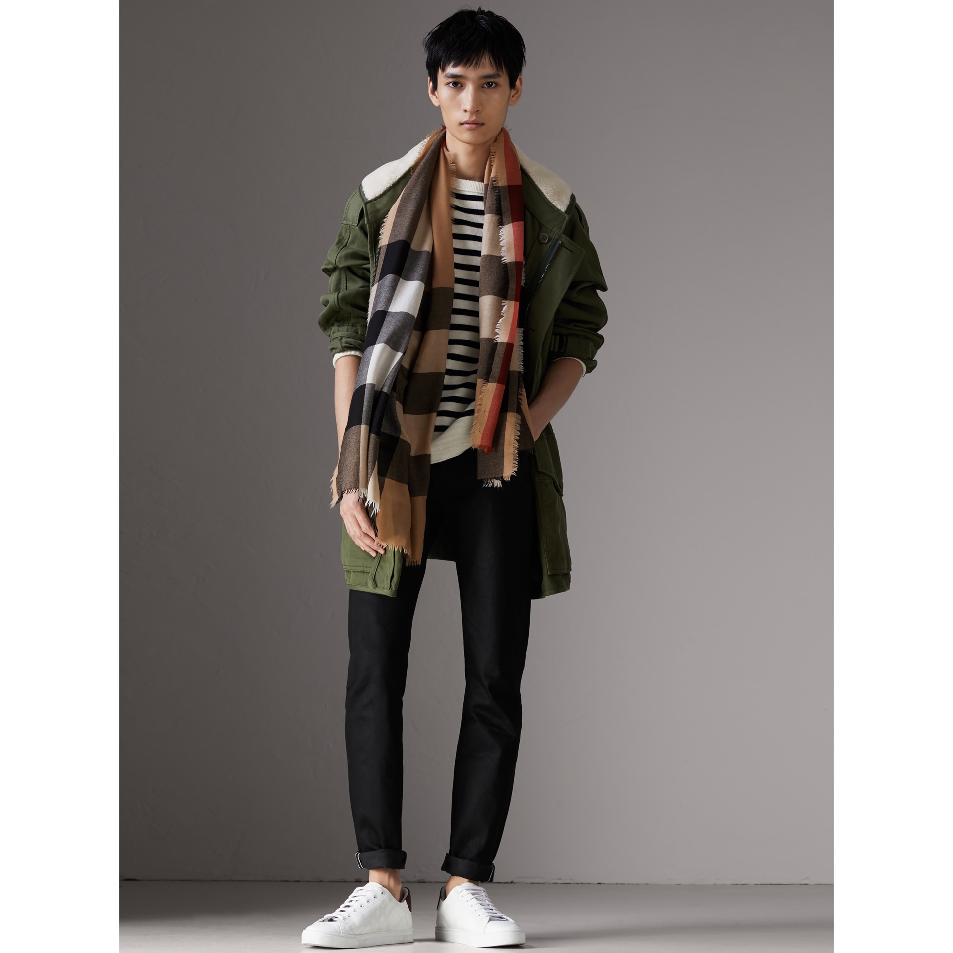 Lightweight Check Cashmere Scarf in Camel Burberry United States