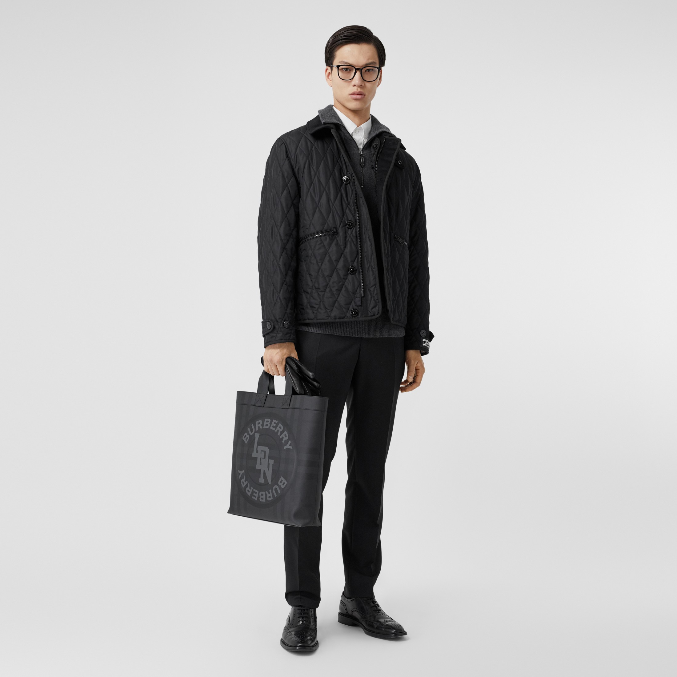 Image SourcE: Burberry