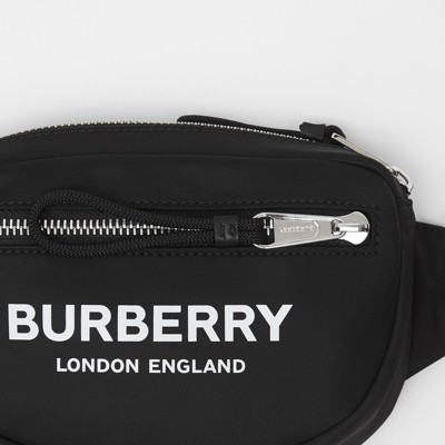 burberry purse logo