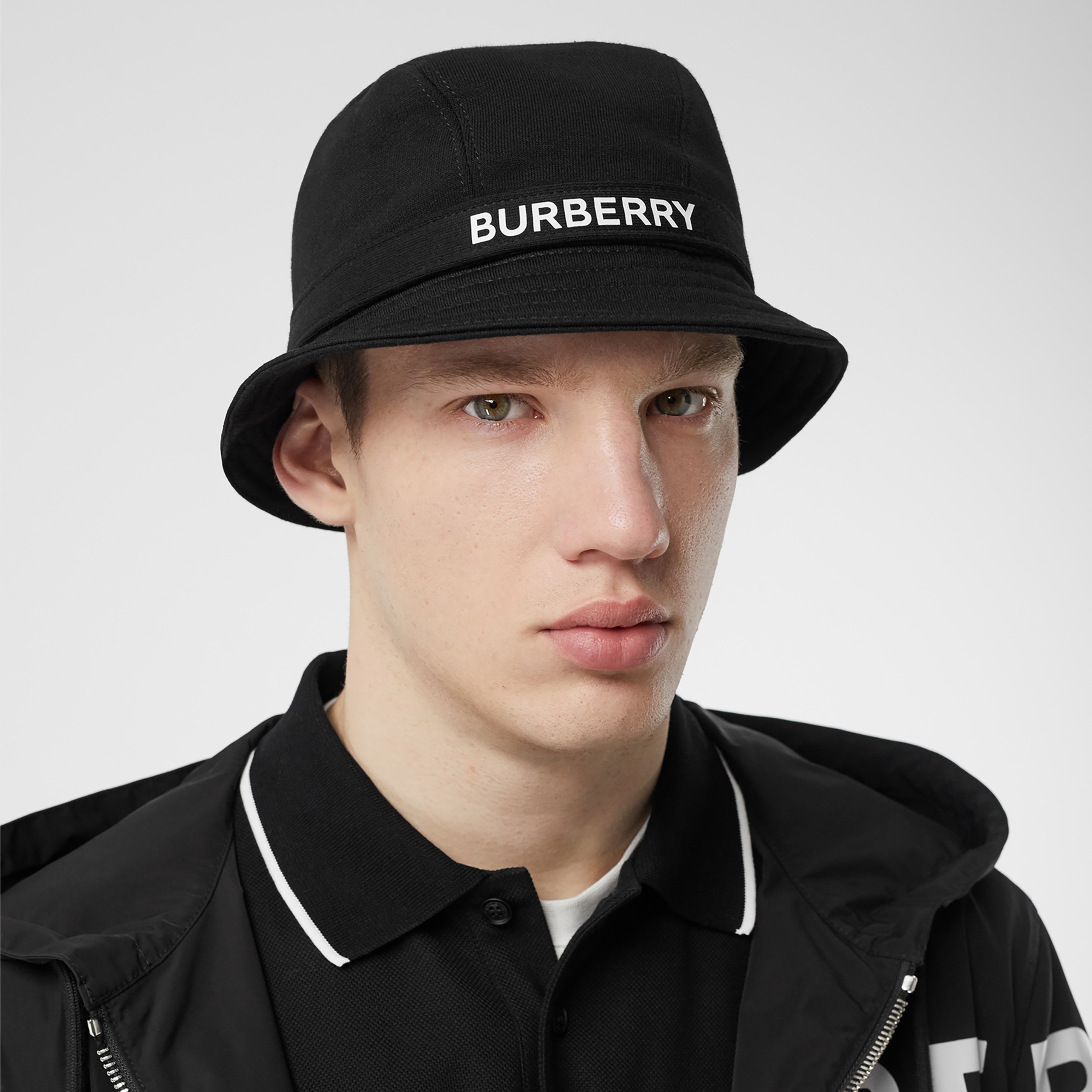 Logo Detail Bucket Hat in Black | Burberry
