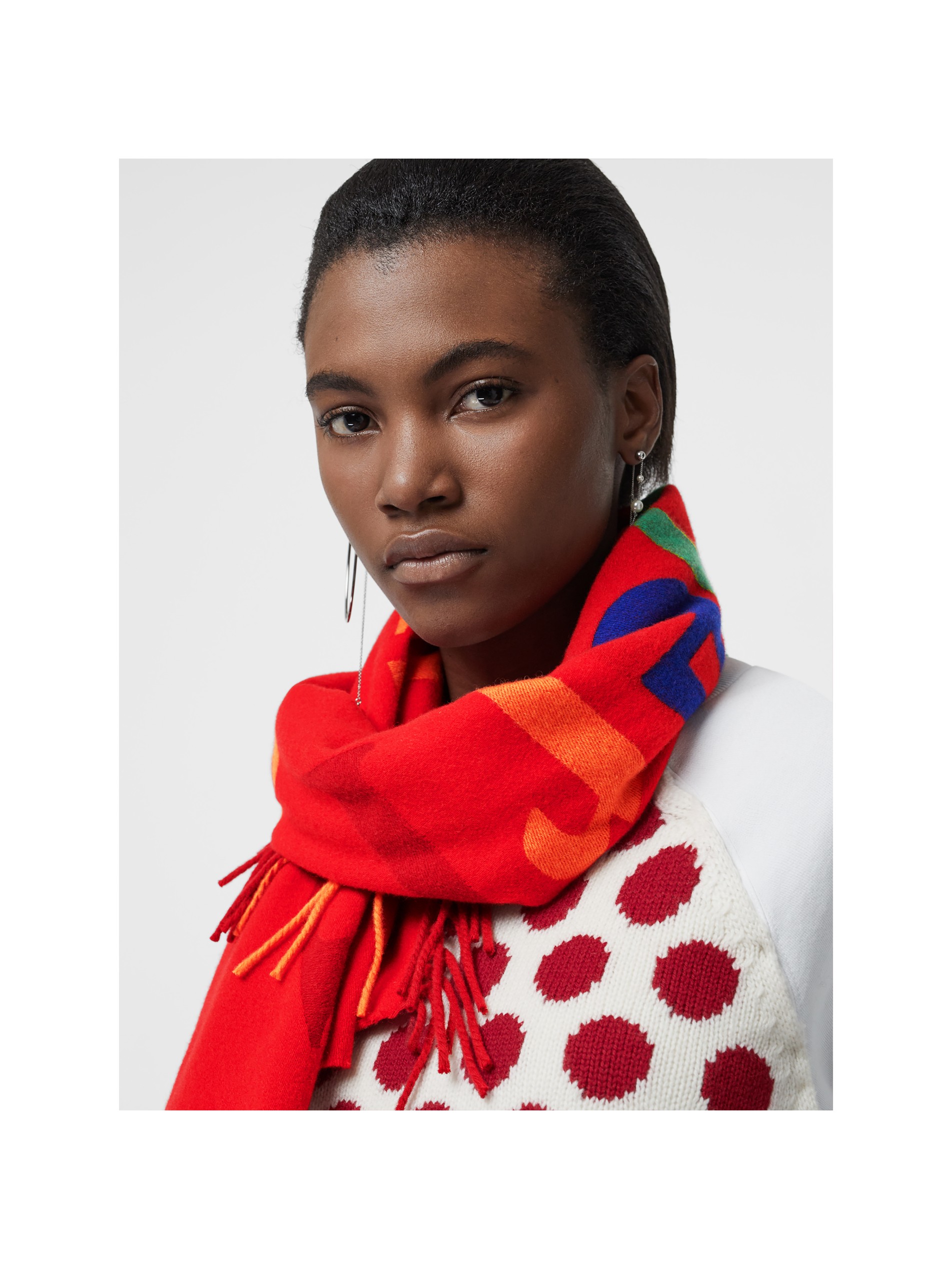 bright red the burberry bandana in logo detail wool cashmere