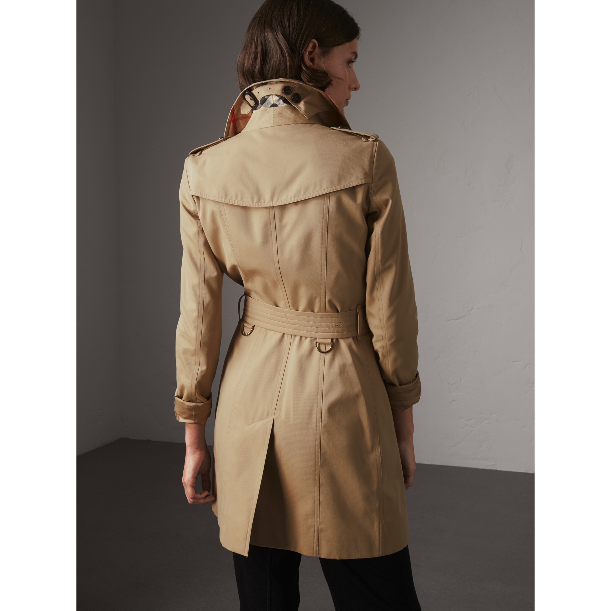 The Chelsea Midlength Trench Coat in Honey Women Burberry United