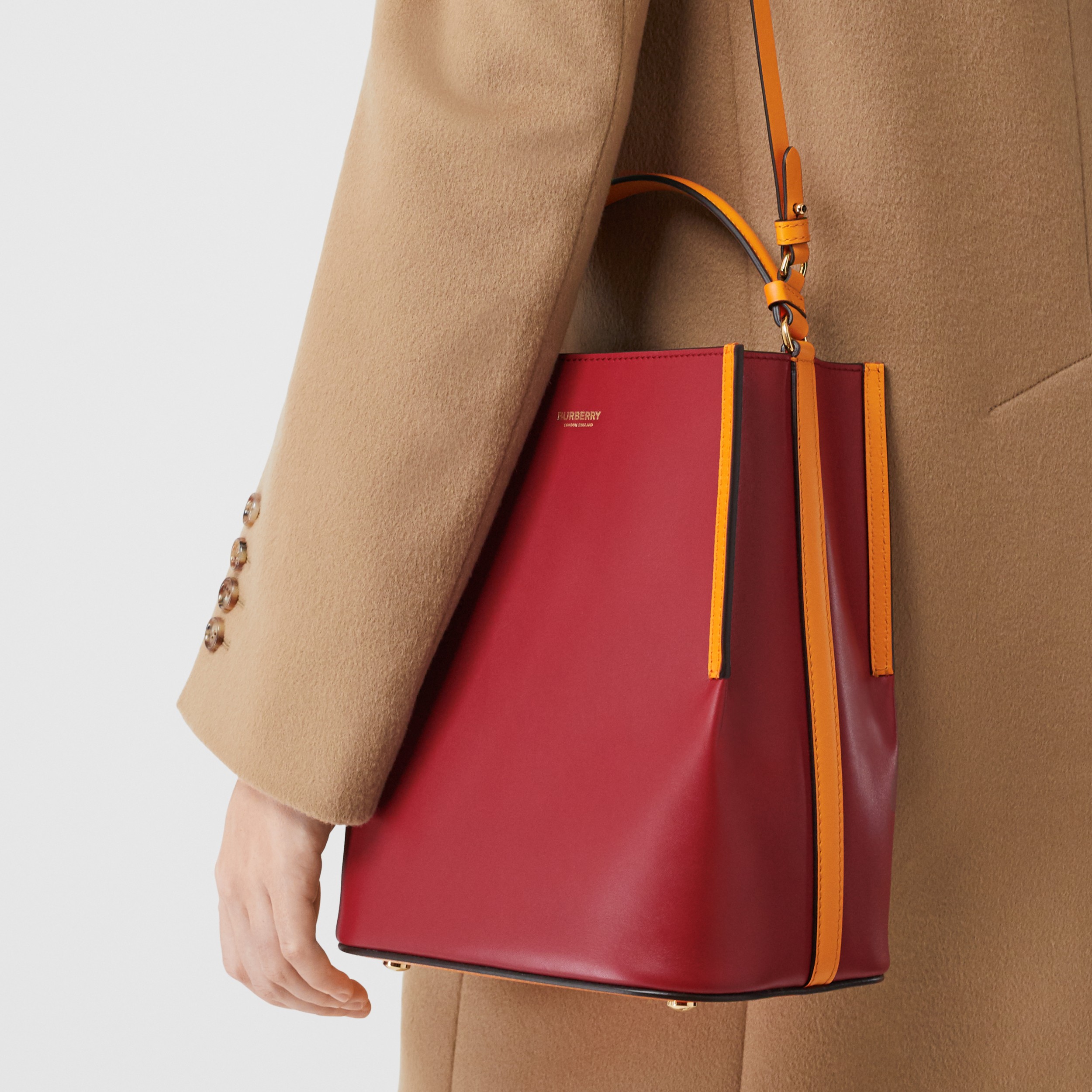 Small Two-tone Leather Peggy Bucket Bag in Crimson - Women | Burberry ...