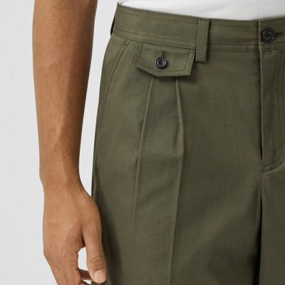 Cotton Twill Tailored Shorts in Olive 